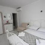 Genoa Гостевой дом 3*