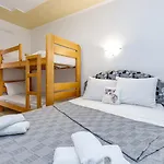 Genoa 3* 波雷奇
