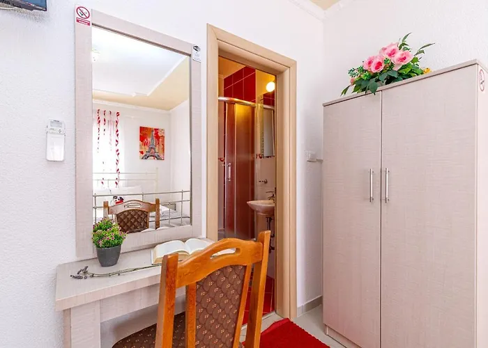 Genoa Gostinjska kuća Porec