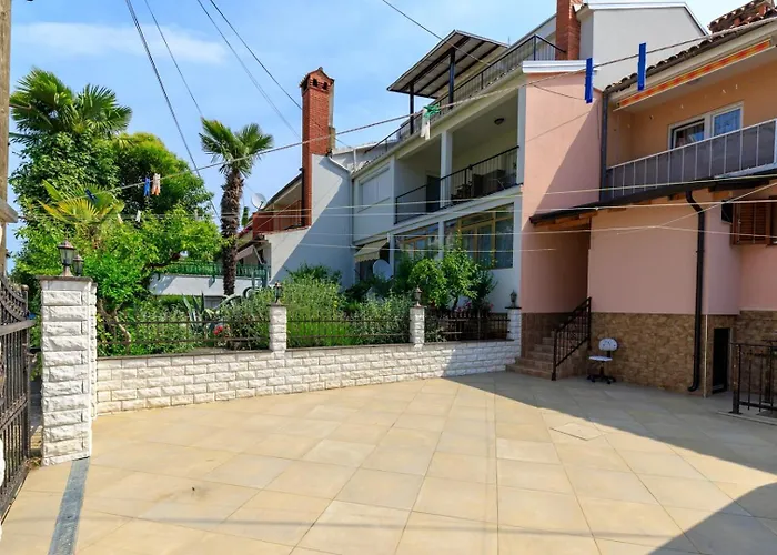 Genoa Gostinjska kuća Porec