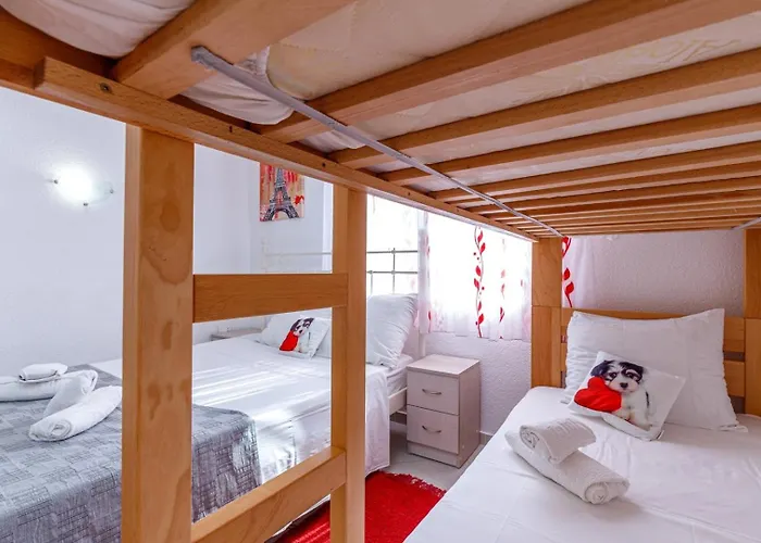 Gostinjska kuća Genoa 3*