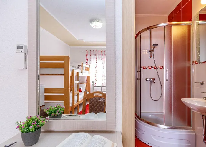 Genoa Gostinjska kuća Porec