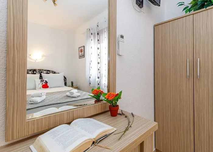 Genoa Gostinjska kuća 3*