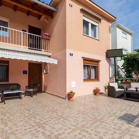 Genoa 3*